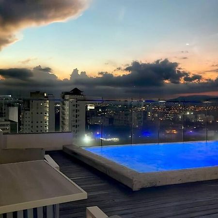 Suites Room Soha II 산티아고 데 로스 카바예로스 외부 사진