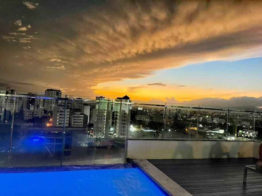 Suites Room Soha II 산티아고 데 로스 카바예로스 외부 사진
