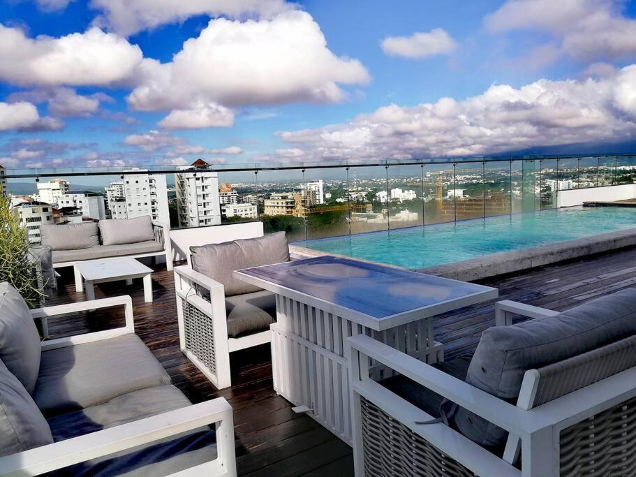 Suites Room Soha II 산티아고 데 로스 카바예로스 외부 사진