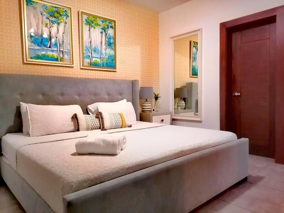 Suites Room Soha II 산티아고 데 로스 카바예로스 외부 사진