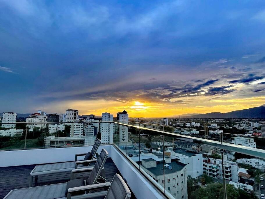 Suites Room Soha II 산티아고 데 로스 카바예로스 외부 사진
